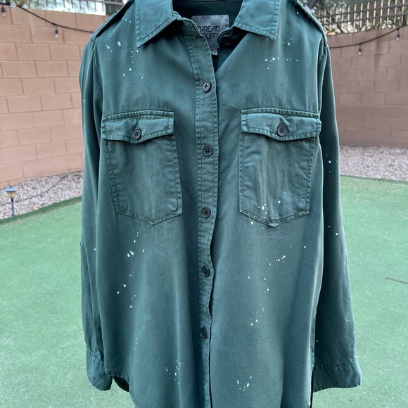 EUC Thread & Supply Paint Splatter Button Down Shirt Sz SX - Picture 3 of 6